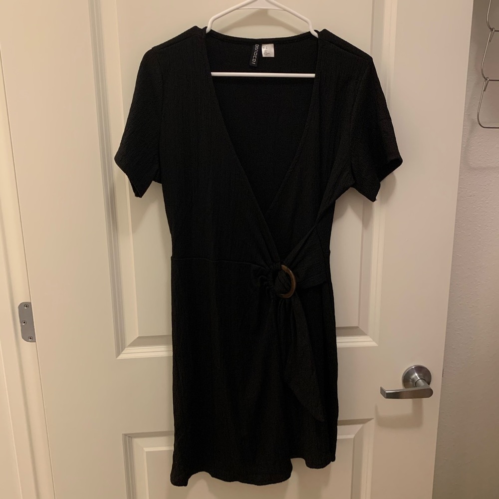 ❌SOLD❌ H&M Black Wrap Mini Dress